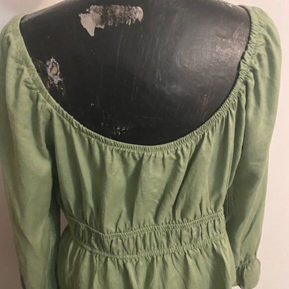 Daisy & Deliah Sage Green Larisa Peplum top, size XL - Picture 3 of 5